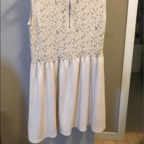 H&M lace cream dress S-M - Picture 2 of 2
